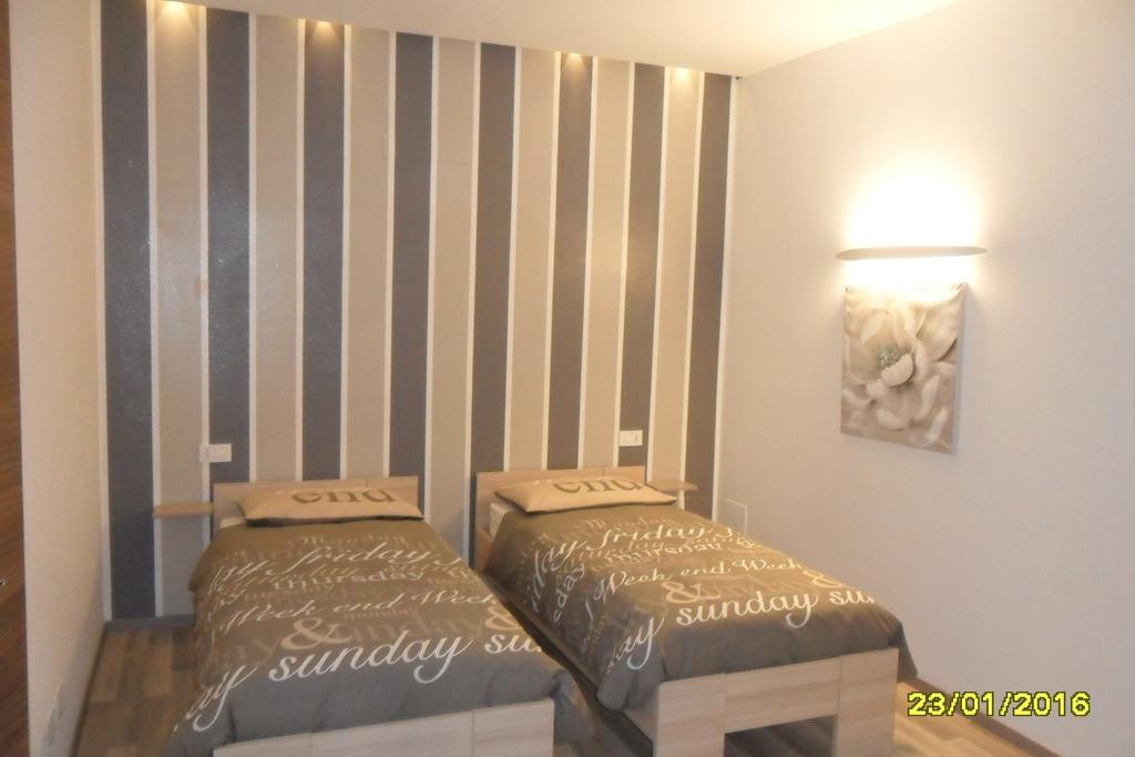 Location Lory Hotel Busto Arsizio Exterior photo