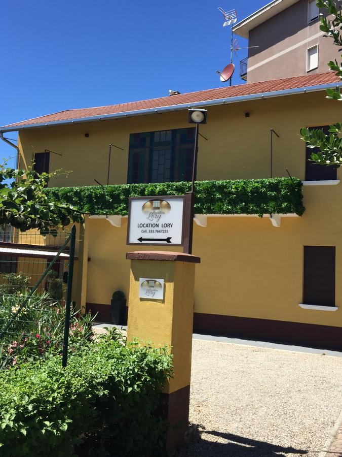 Location Lory Hotel Busto Arsizio Exterior photo